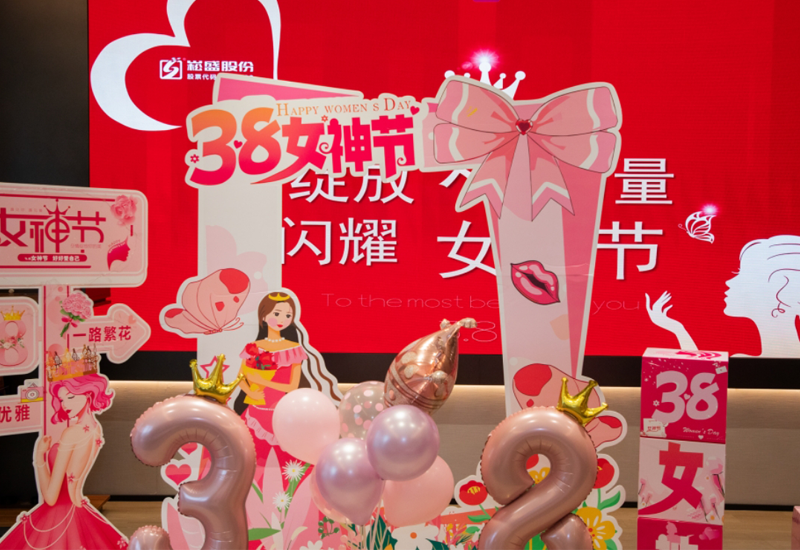 ������ʵ�� ����Ů���|�ط�365�ɷ�Ů��ڻ